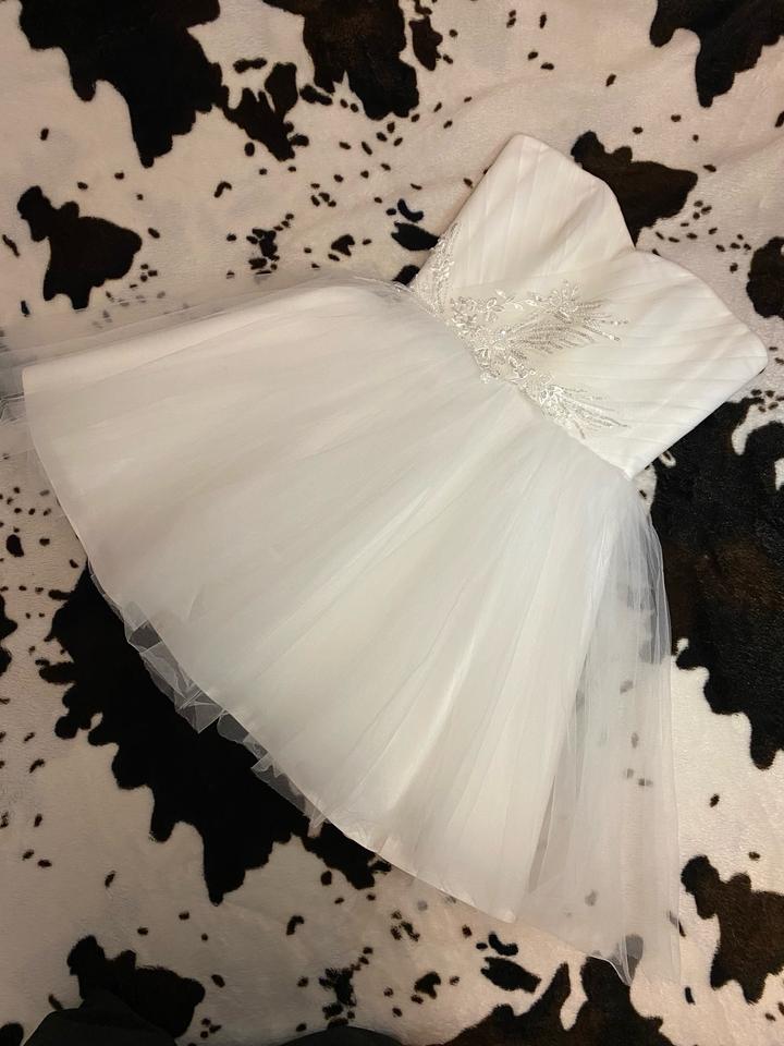 Короткое свадебное платье