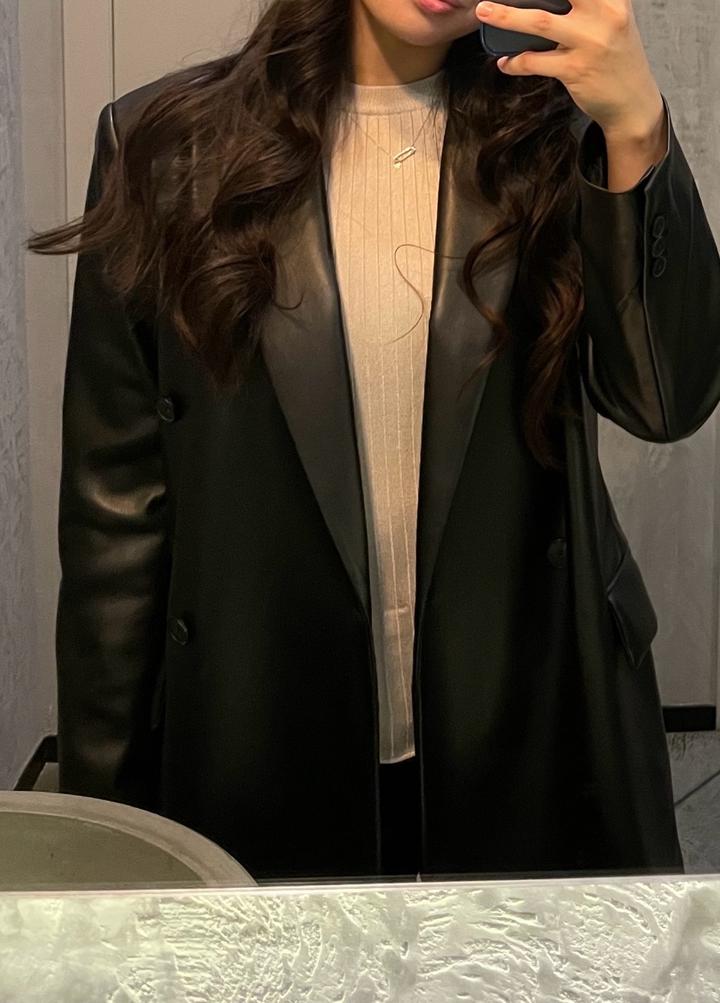 Кожаный пиджак Zara