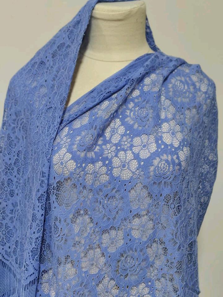 Ткань кружево голубое