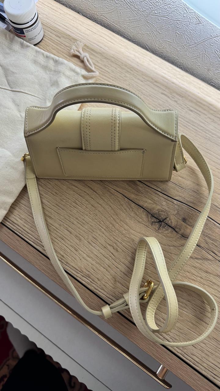 Jacquemus Le Bambino