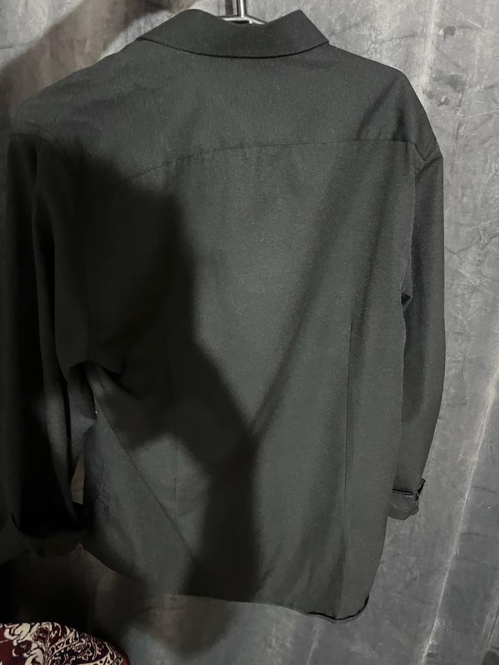 черная рубашка