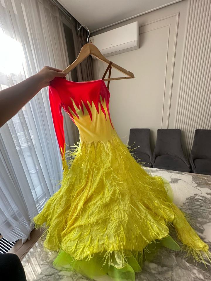 Бальное платье для стандарта