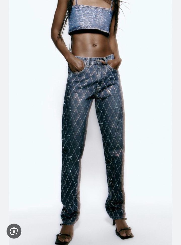 Джинсы со стразами Zara 36