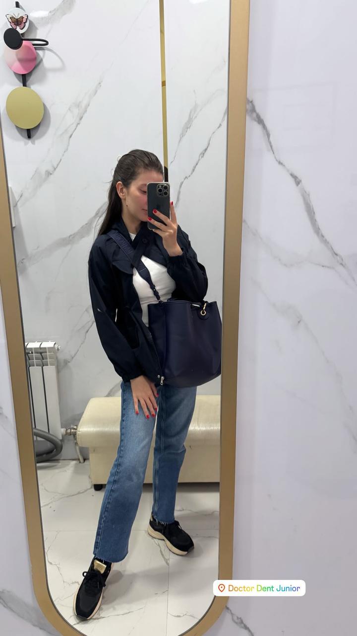 Парка , надевала 4 раза