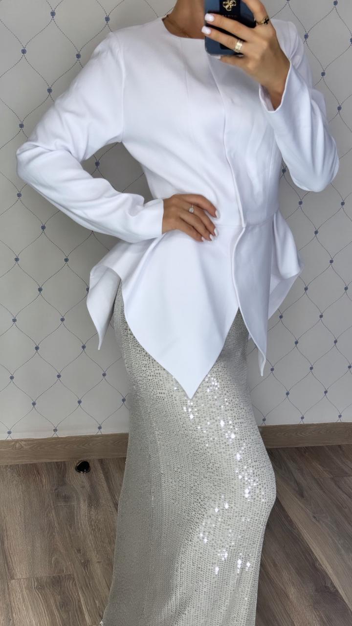 Белая двойка