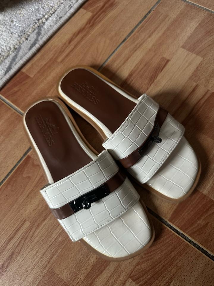 Шлепанцы Hermes