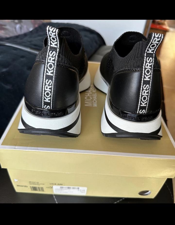 Michael Kors Air Slip кроссовки