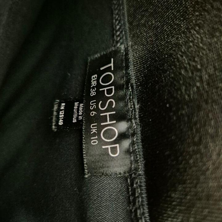 Черное платье мини