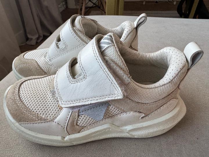 Кроссовки ECCO