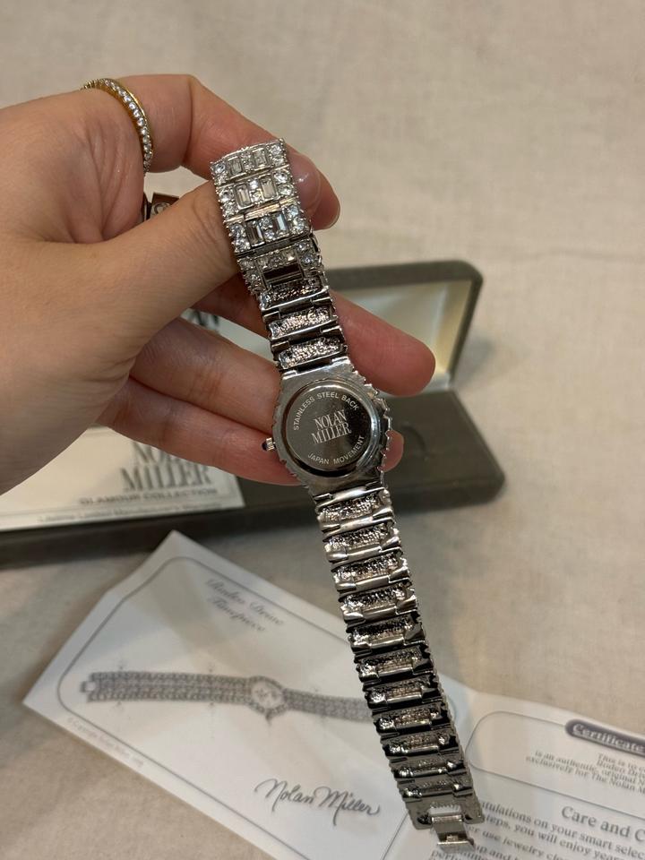 Винтажные часы Nolan Miller с кристаллами