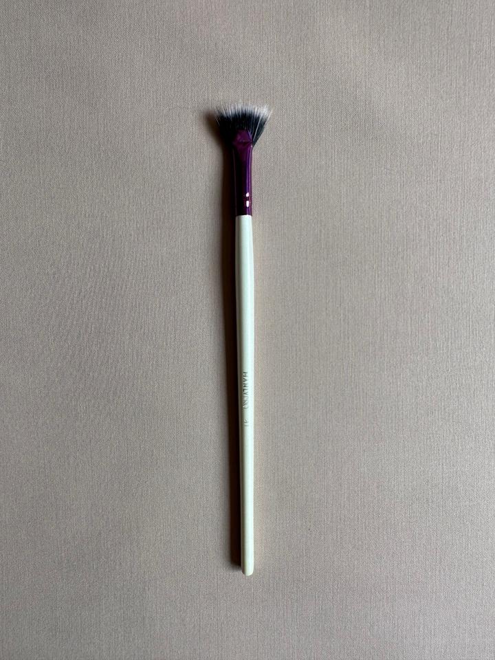Продам кисть Manly Pro к41