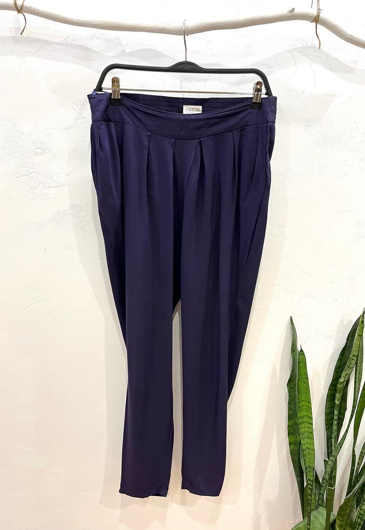 Брюки бананы фиолетовые