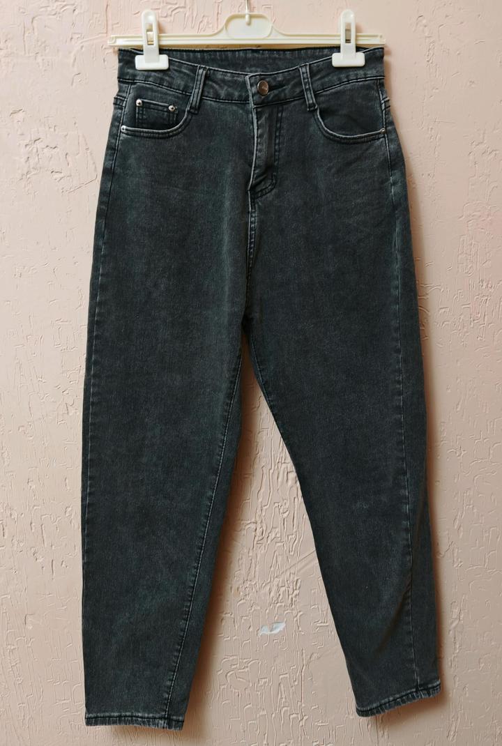 Джинсы бананы