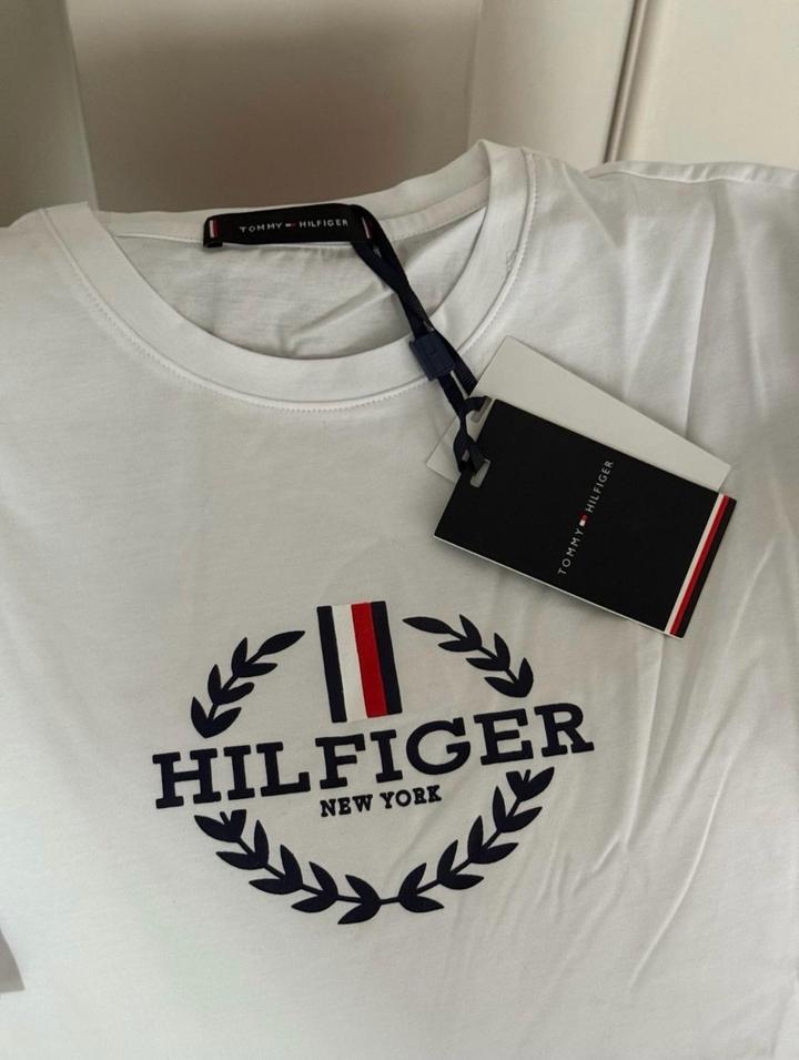 Tommy Hilfiger