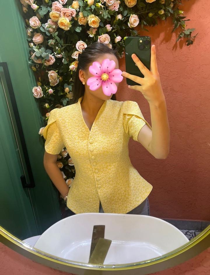 Женская желтая жаккардовая блузка. Состояние отличное. 💛