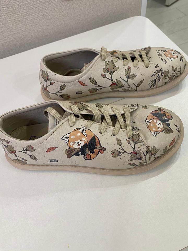 Продам турецкие кеды , привезли с турции не подошел размер , новые , интересные