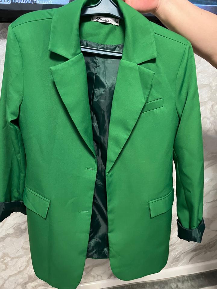 Пиджак кастюм свободного кроя