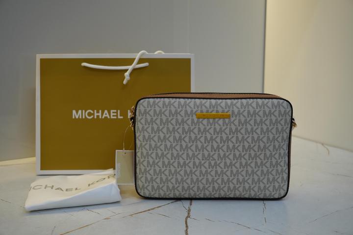 Сумки Michael Kors