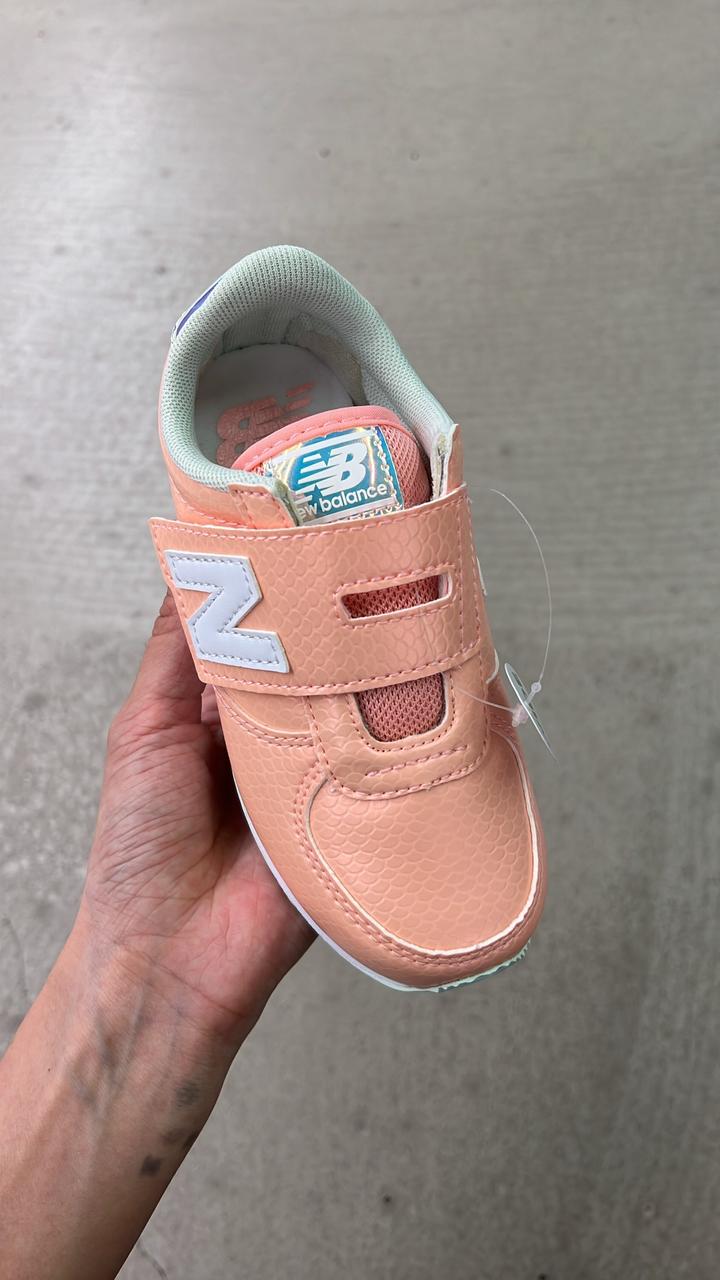 Кроссовки new balance
