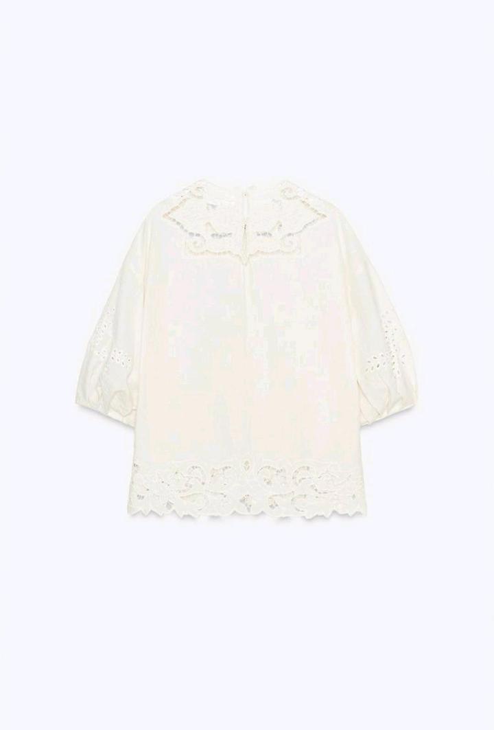 Блузка с ажурной вышивкой новая ZARA