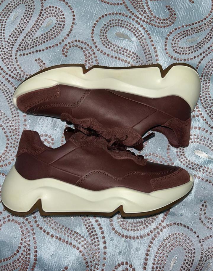 Новая кожаная обувь Ecco