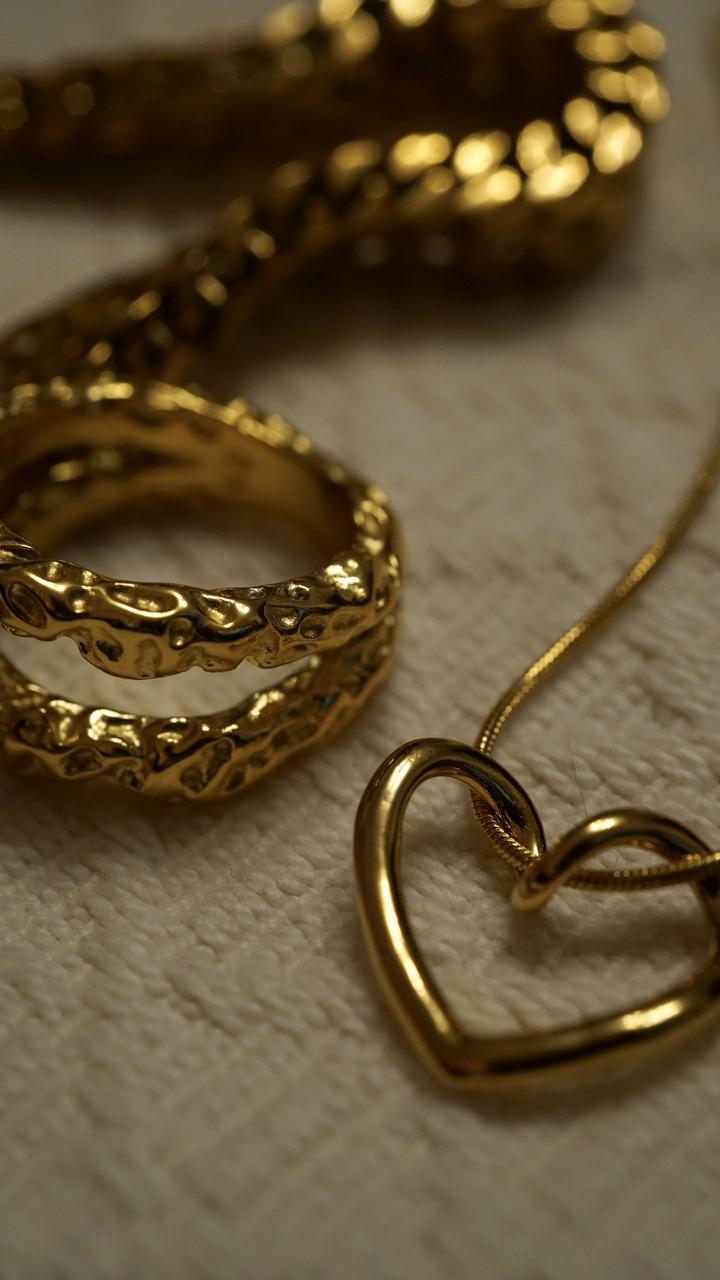 Бижутерия кольцо, подвеска и браслет