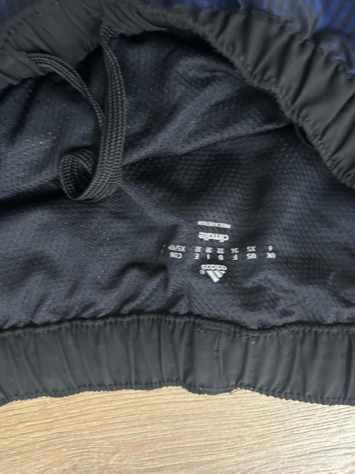 Спортивные шорты