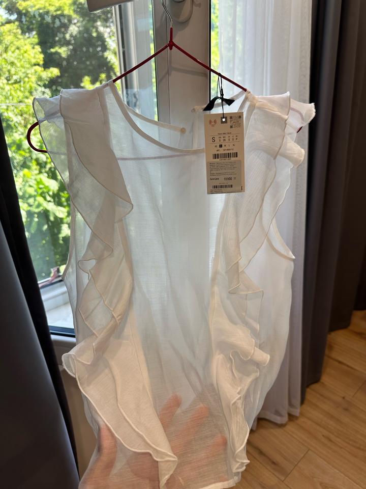 Красивый топ Zara, новый