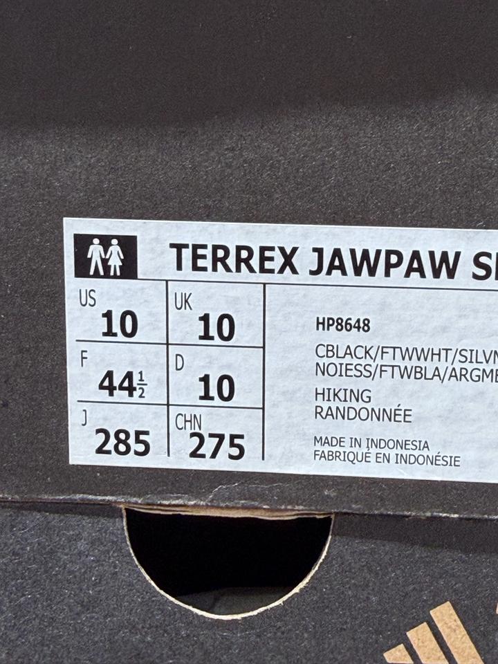 Мужские кроссовки