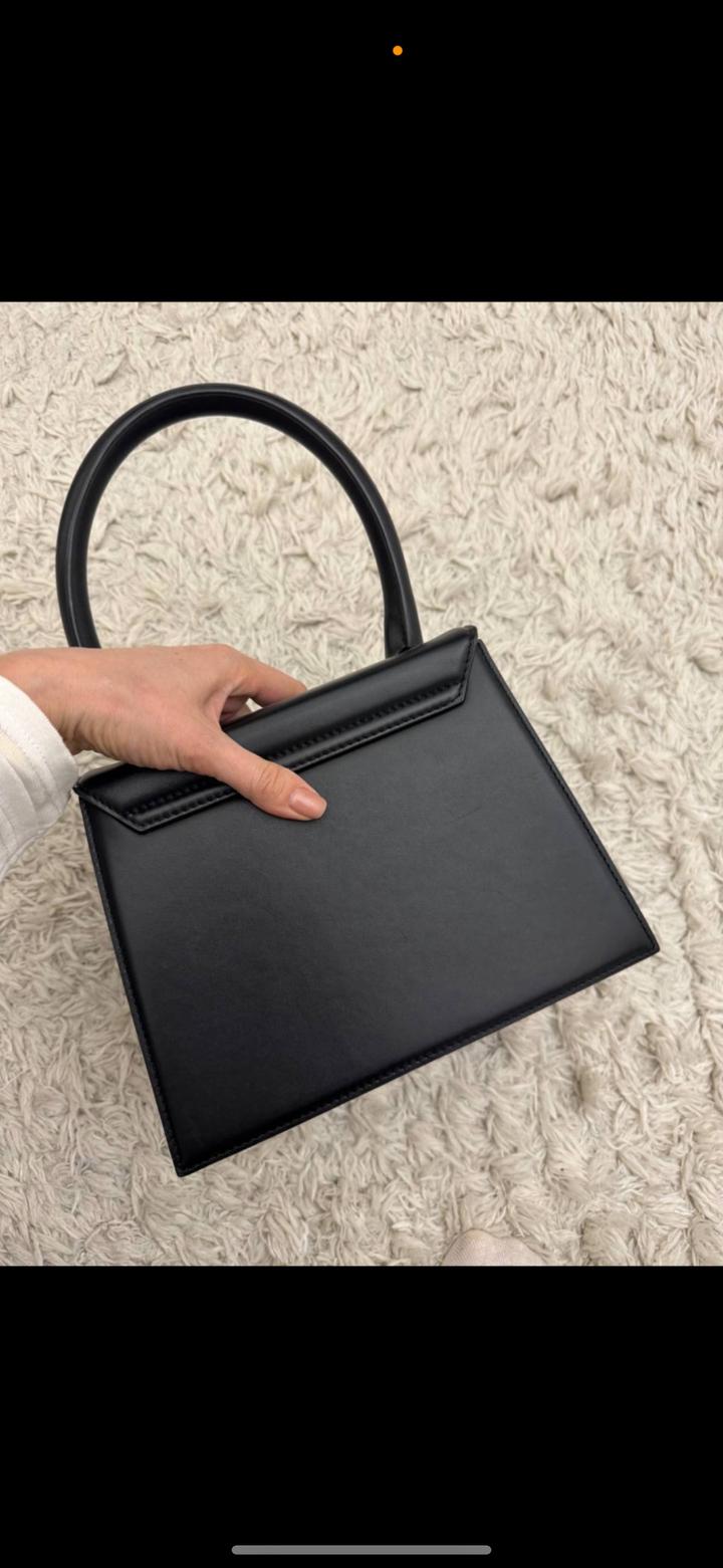 Сумочка Jacquemus оригинал есть коробка и пыльник