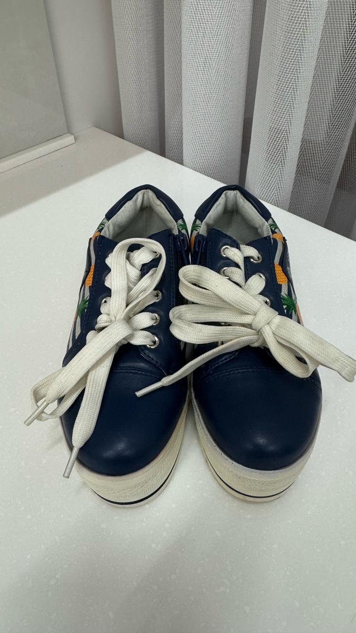 Кроссовки Indigo