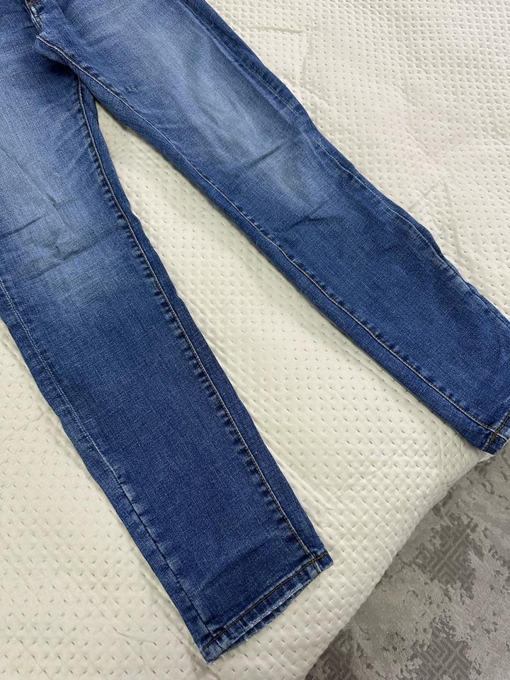 Джинсы манго