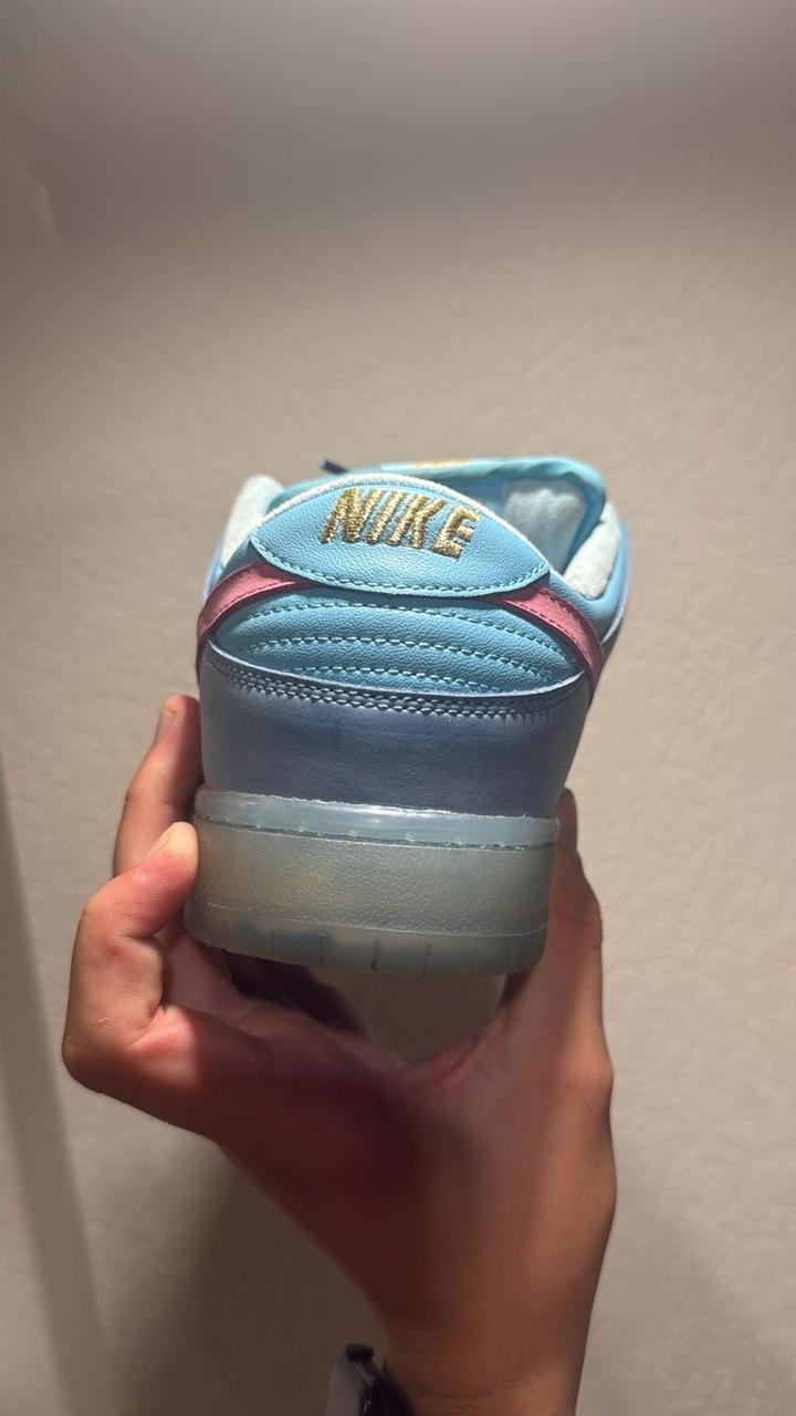 Nike