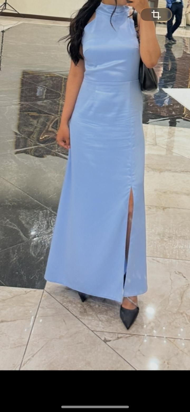 Атласное платье