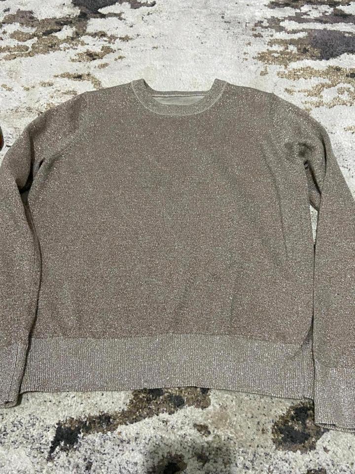 Стильный трикотажный костюм с люрексом