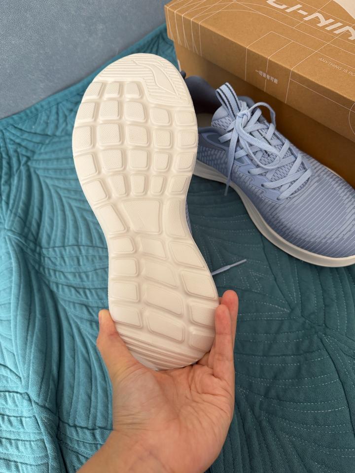 Кроссовки Lining