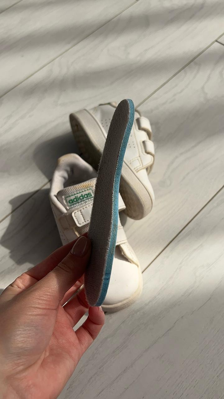 кроссовки Adidas