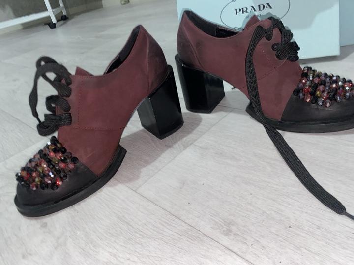 Демисезонные ботильоны Prada