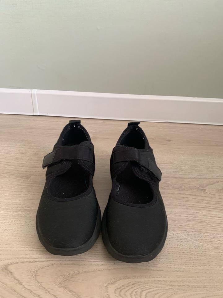 черные туфли 35 размер