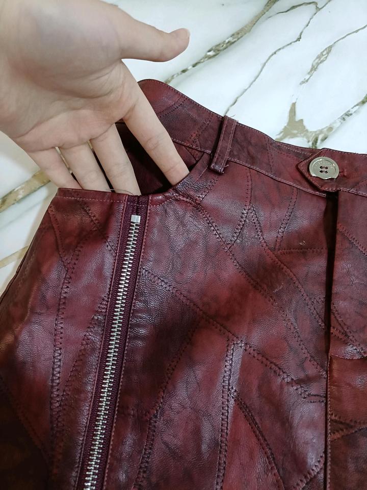 Кожаная мини юбка