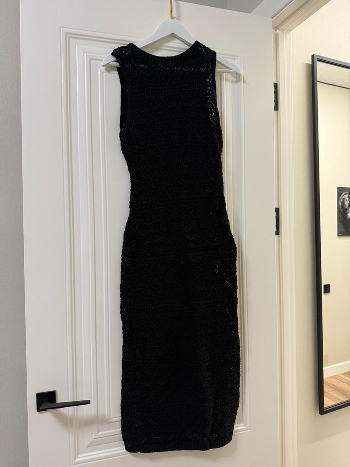 Платье вязаное пляжное