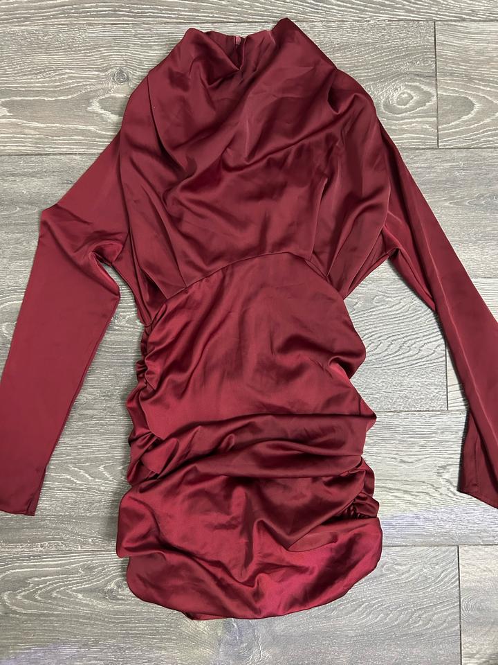 Платье в обтяг