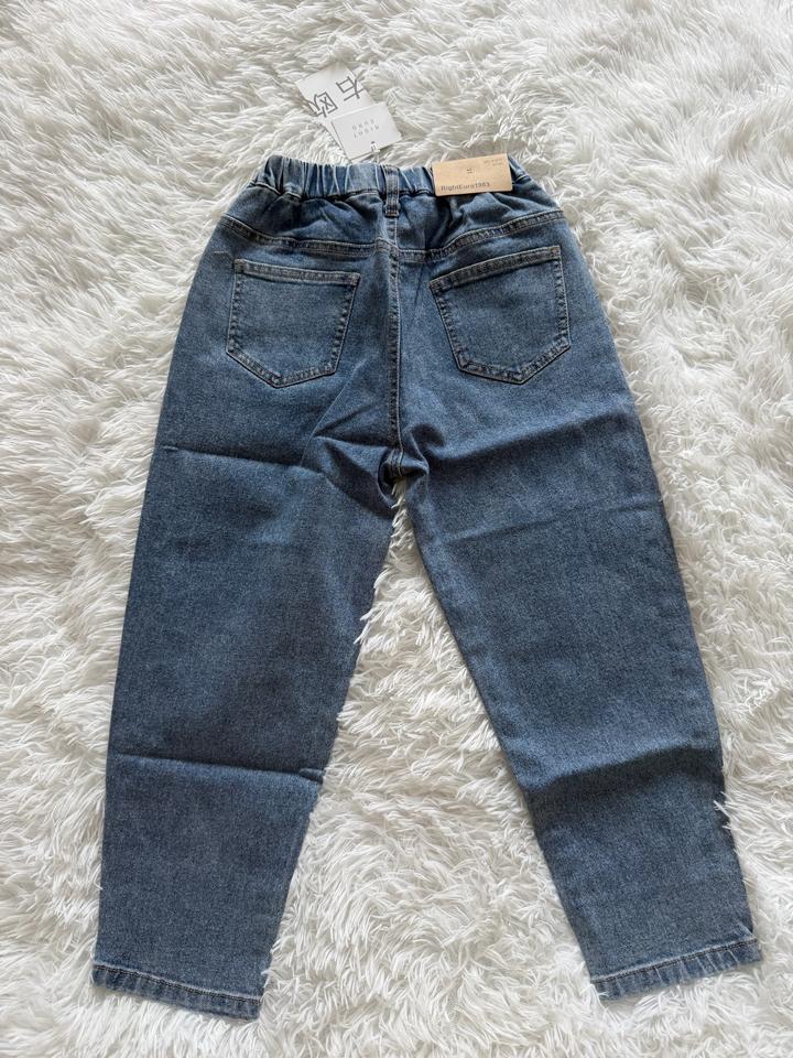 Джинсы новые