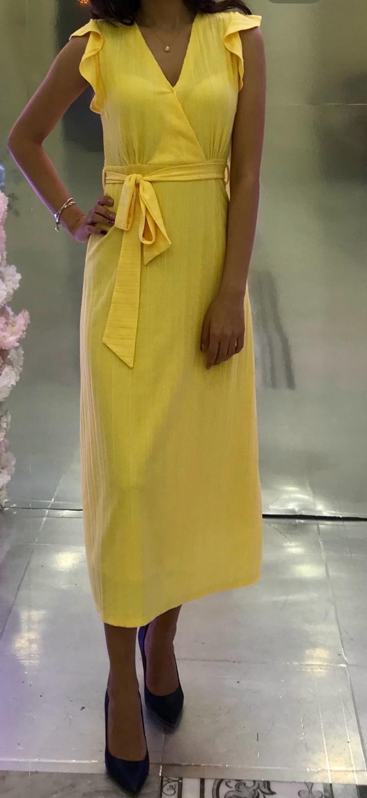 Желтое платье Reserved