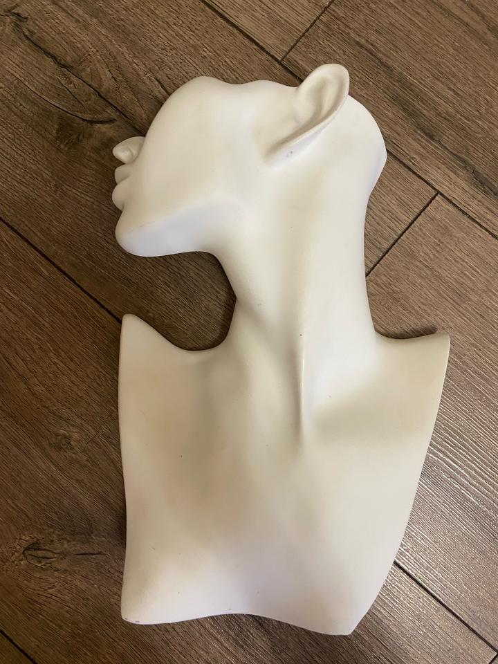 Бюст для украшений