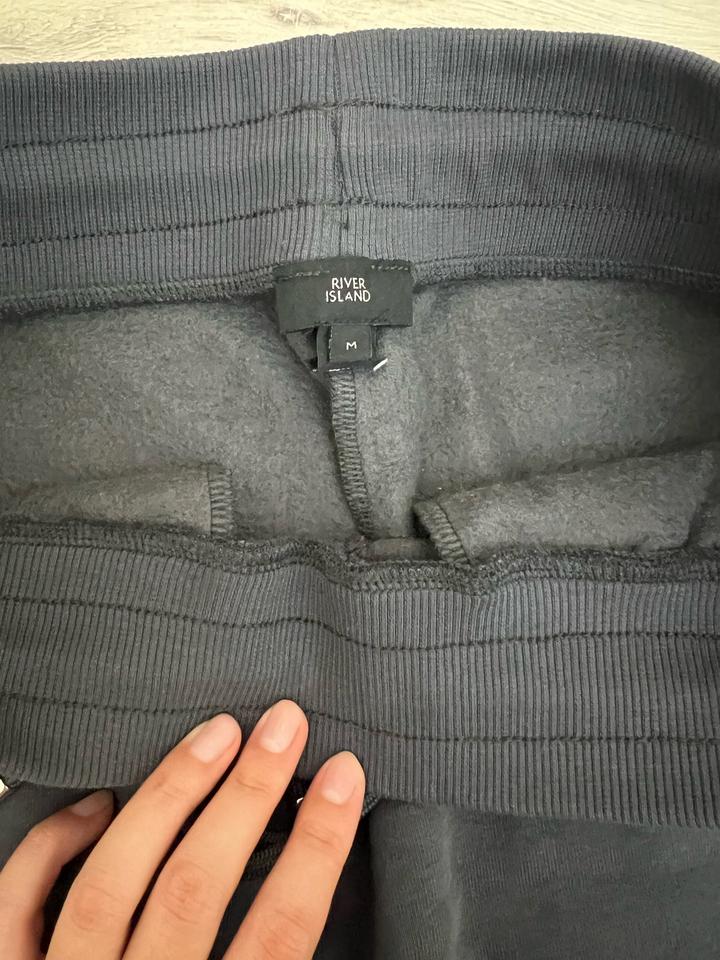 Спортивные штаны Бренда River Island, новые