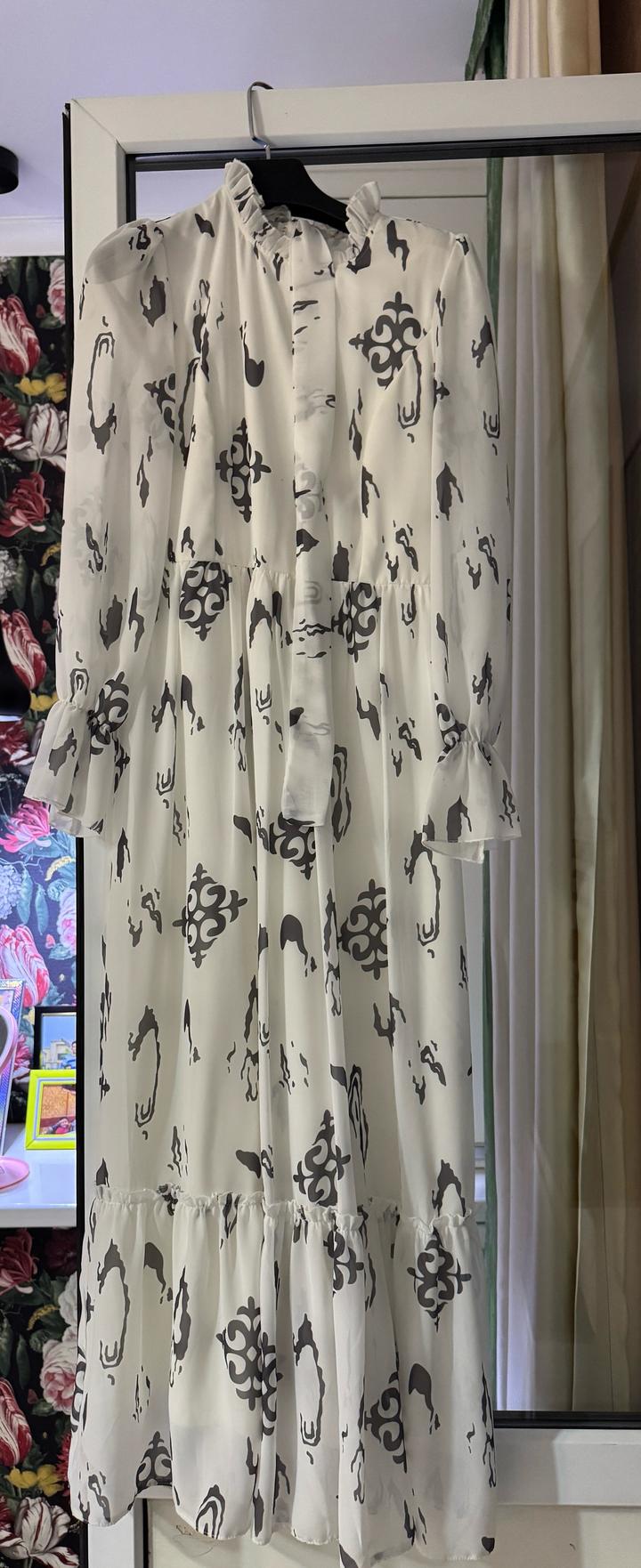 Белое платья