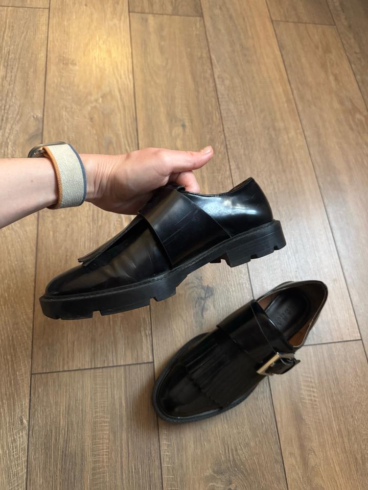 Zara лоферы 39 рр