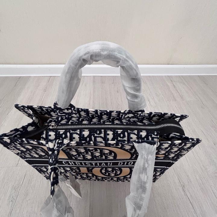 Шопер Dior Book Tote (текстиль)
