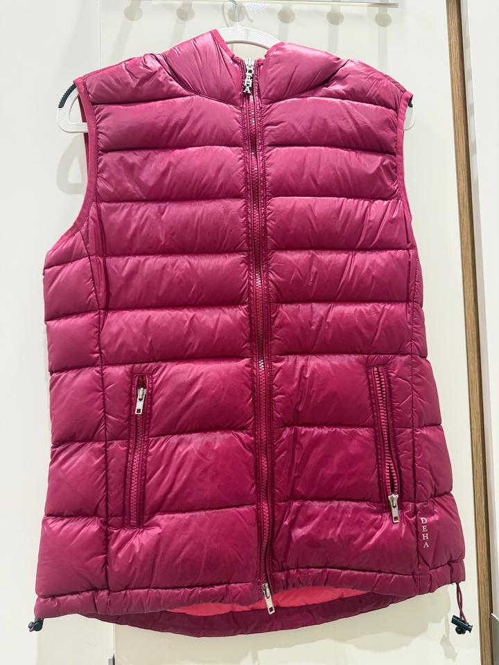 Жилетка розовая Deha